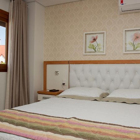 Otima Localizacao E Vista Da Cidade Gramado Eksteriør bilde